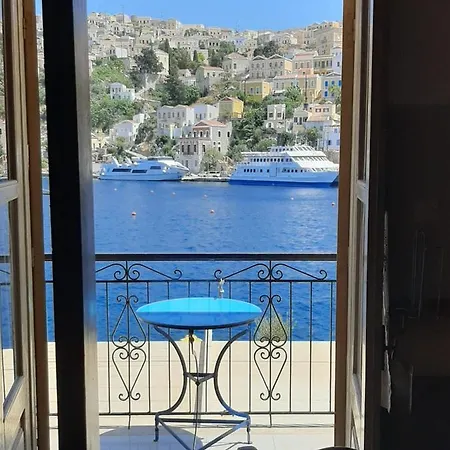 Harbour View * סימי